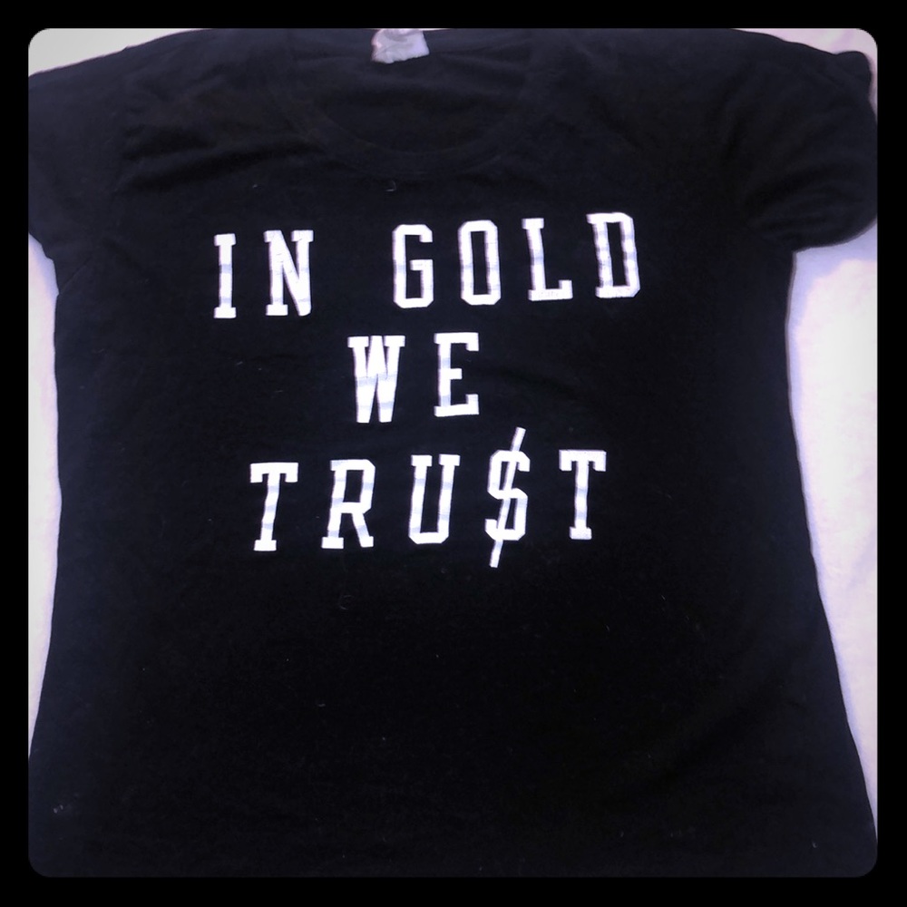 GRAPHIC TEE